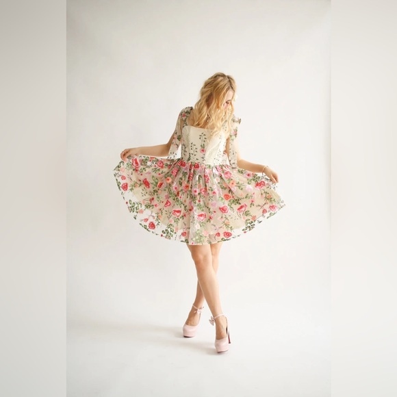 Wild Rose & Sparrow The Fleur Dress - Picture 3 of 6